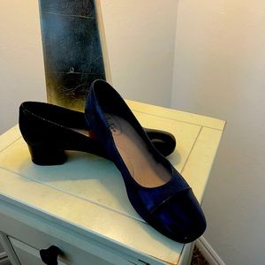 Clark’s Black Chartli Diva Classic Leather Pump